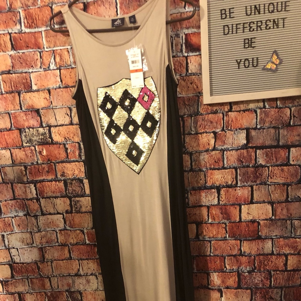 NWT Ai MAXI DRESS SLIMMING EMBELISHED FRONT SIZE XS
